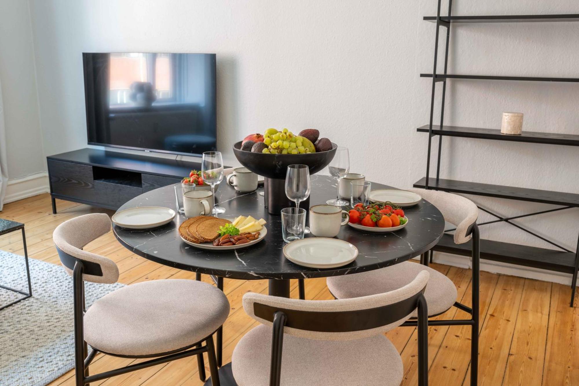 Lovely Flats In Vibrant Area Of * Copenhague