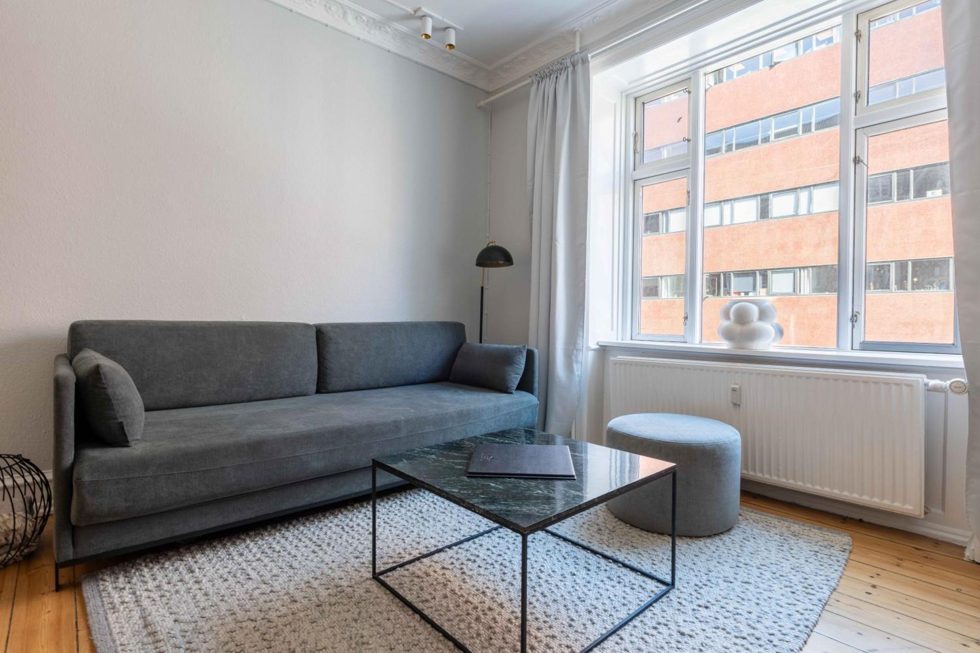 Lovely Flats In Vibrant Area Of